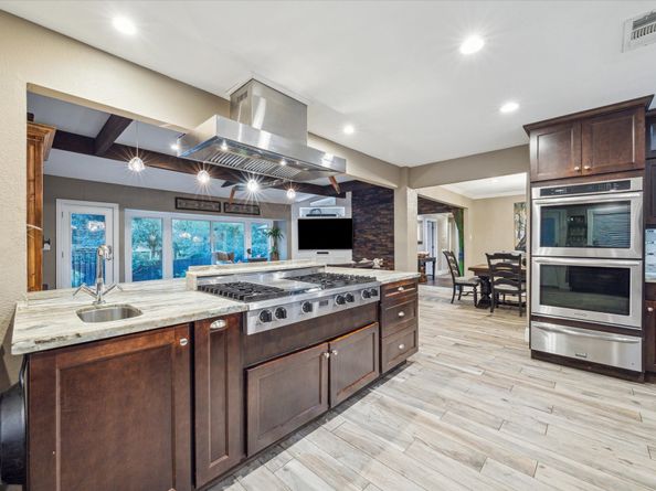 5 Tree Frog Drive, Houston TX 77074