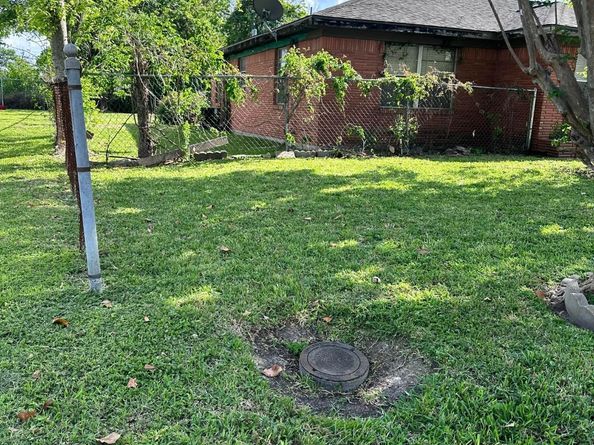 1424 E 33rd Street, Houston TX 77022