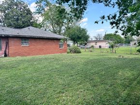 1424 E 33rd Street, Houston TX 77022