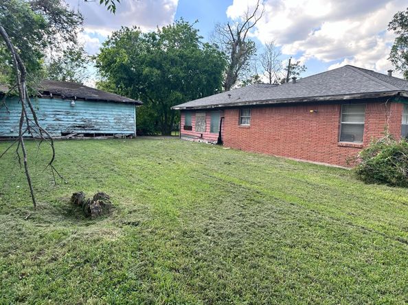 1424 E 33rd Street, Houston TX 77022