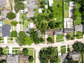 8514 Montridge Drive, Houston TX 77055