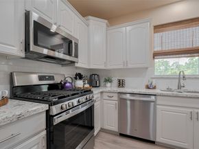 711 Stonewall Jackson Court, Conroe TX 77302