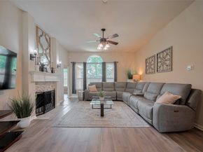 711 Stonewall Jackson Court, Conroe TX 77302