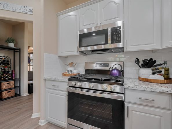 711 Stonewall Jackson Court, Conroe TX 77302