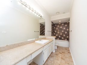 2100 Welch Street C212, Houston TX 77019