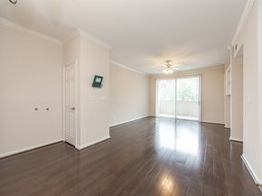 2100 Welch Street C212, Houston TX 77019