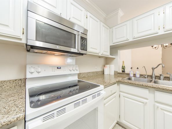 2100 Welch Street C212, Houston TX 77019