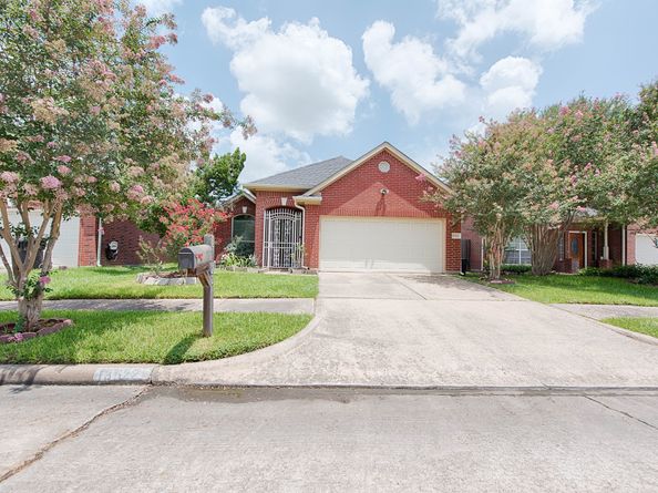 13522 Carruth Lane, Houston TX 77083