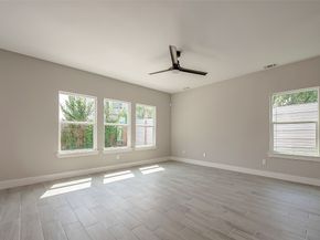 8128 Chateau Street, Houston TX 77028