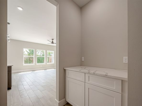 8128 Chateau Street, Houston TX 77028