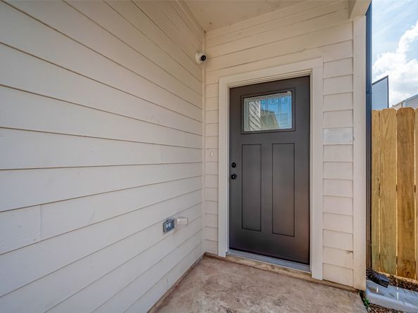 8128 Chateau Street, Houston TX 77028