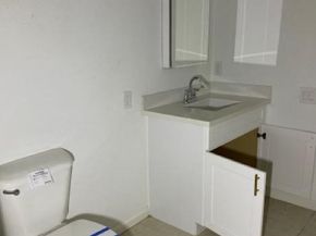 2815 Kings Crossing Drive 104, Houston TX 77345