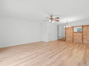 9668 Westview Drive 2, Houston TX 77055
