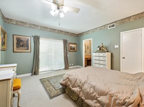 11607 Lakeside Place Drive, Houston TX 77077
