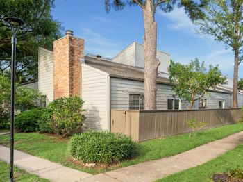 11607 Lakeside Place Drive