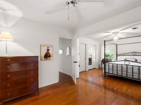 2114 Saxon Drive, Houston TX 77018