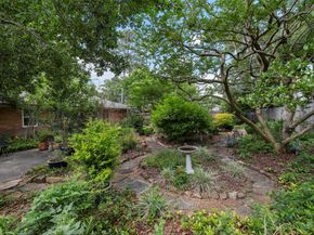 2114 Saxon Drive, Houston TX 77018