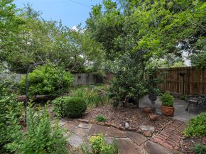 2114 Saxon Drive, Houston TX 77018