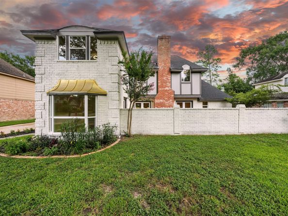 11726 Gardenglen Drive, Houston TX 77070