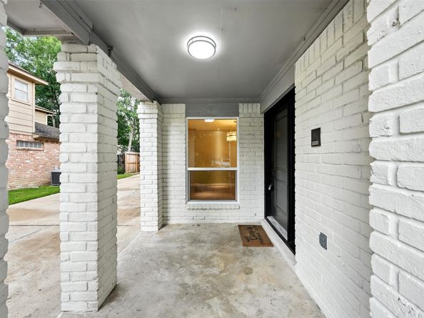 11726 Gardenglen Drive, Houston TX 77070