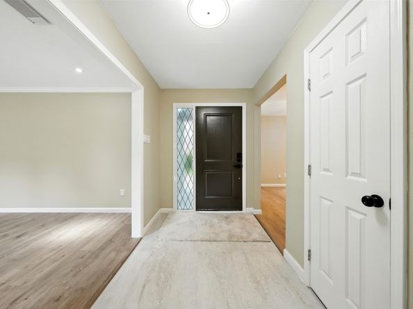 11726 Gardenglen Drive, Houston TX 77070