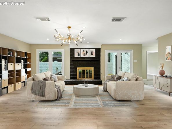 11726 Gardenglen Drive, Houston TX 77070