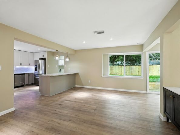 11726 Gardenglen Drive, Houston TX 77070