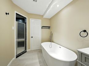 11726 Gardenglen Drive, Houston TX 77070