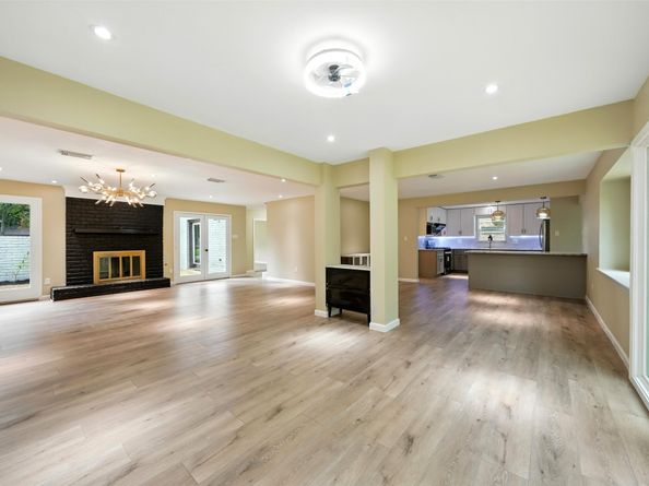 11726 Gardenglen Drive, Houston TX 77070