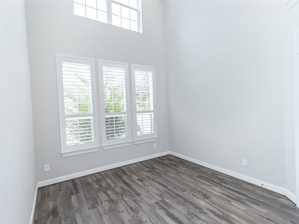 13411 Lake Willoughby Lane, Houston TX 77044