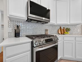 82 S Regan Mead Circle, The Woodlands TX 77382