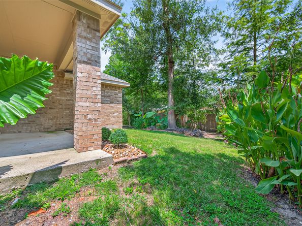 82 S Regan Mead Circle, The Woodlands TX 77382