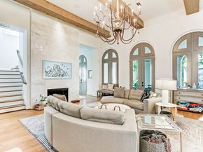 1104 Mosaico Lane, Houston TX 77055