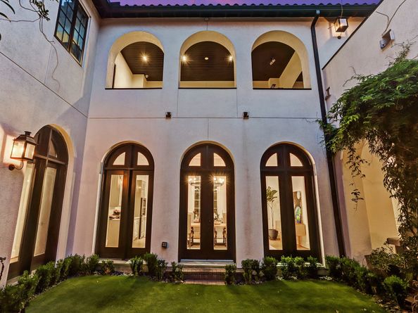1104 Mosaico Lane, Houston TX 77055