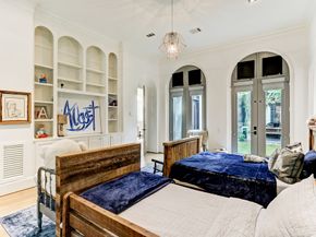 1104 Mosaico Lane, Houston TX 77055