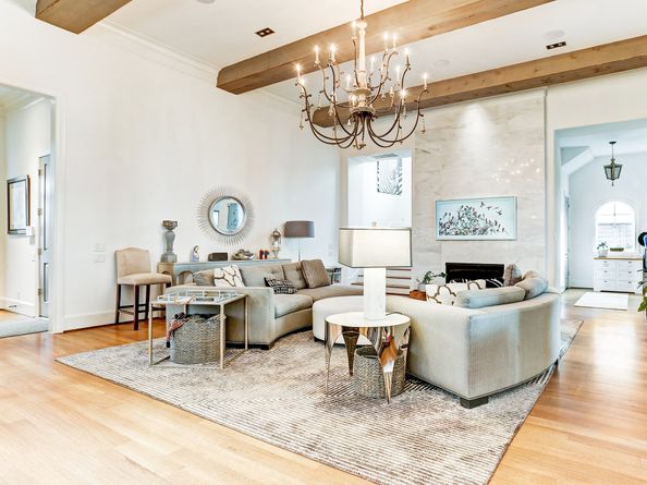 1104 Mosaico Lane, Houston TX 77055