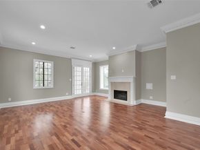 10 W Isle Place, The Woodlands TX 77381