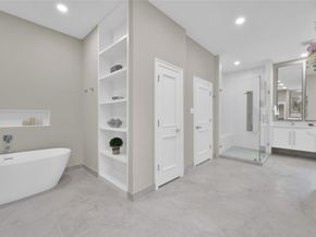 10 W Isle Place, The Woodlands TX 77381