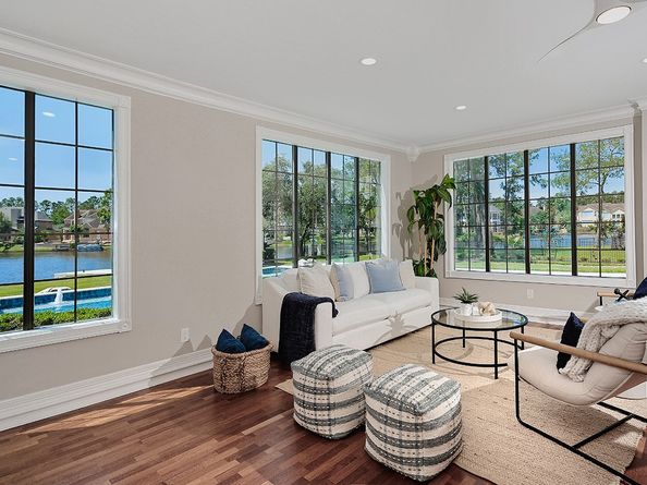 10 W Isle Place, The Woodlands TX 77381