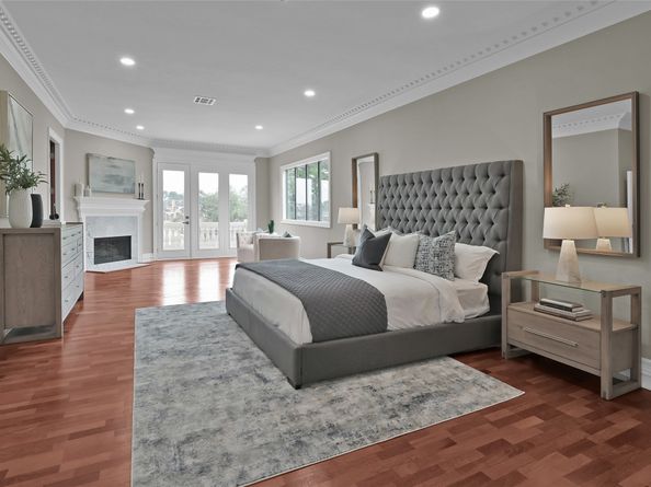 10 W Isle Place, The Woodlands TX 77381