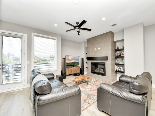1805 Blodgett Street, Houston TX 77004