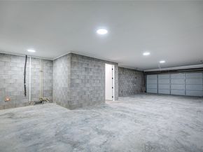 4535 Creekmont Drive, Houston TX 77091