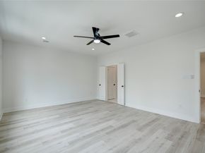 4535 Creekmont Drive, Houston TX 77091