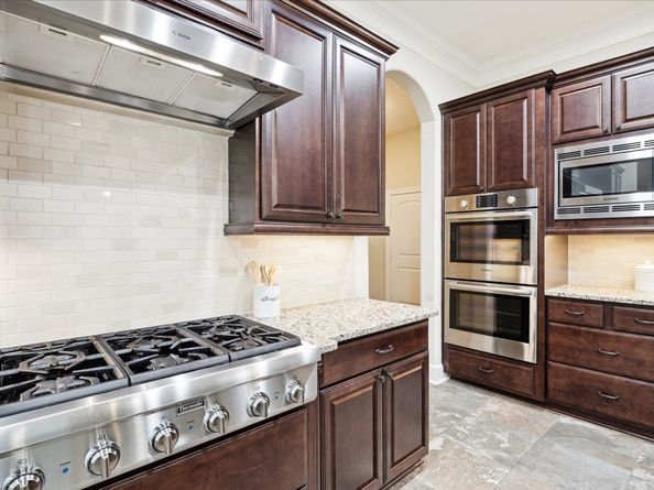 2307 Ellis Park Lane, Conroe TX 77304