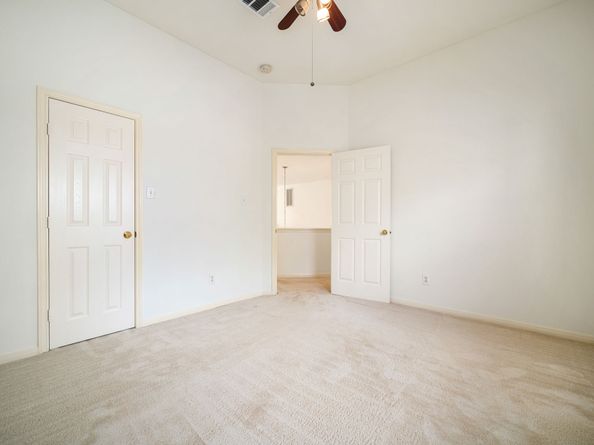 3815 Shadow Knoll Court, Houston TX 77082