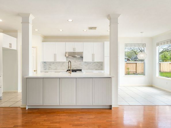 3815 Shadow Knoll Court, Houston TX 77082