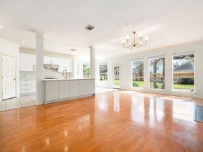 3815 Shadow Knoll Court, Houston TX 77082