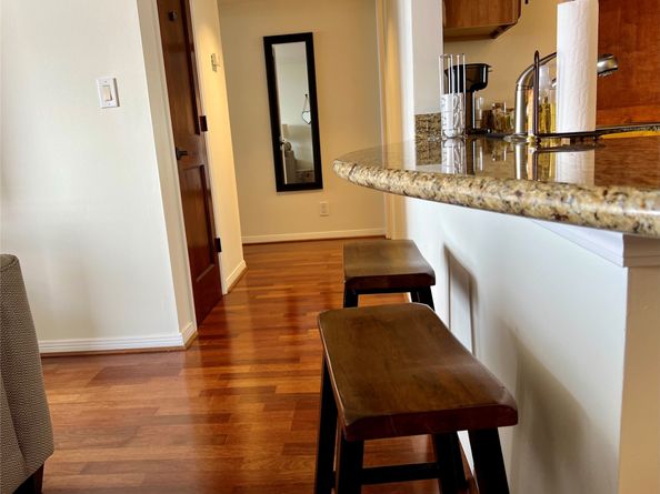 3525 Sage Road 1502, Houston TX 77056