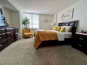 3525 Sage Road 1502, Houston TX 77056