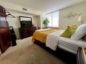 3525 Sage Road 1502, Houston TX 77056
